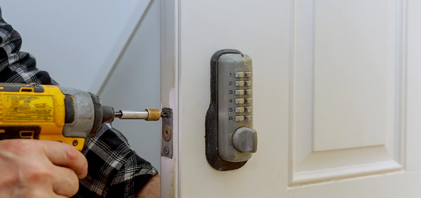 Digital Locks For Home Invasion Prevention in Altamonte Springs, FL